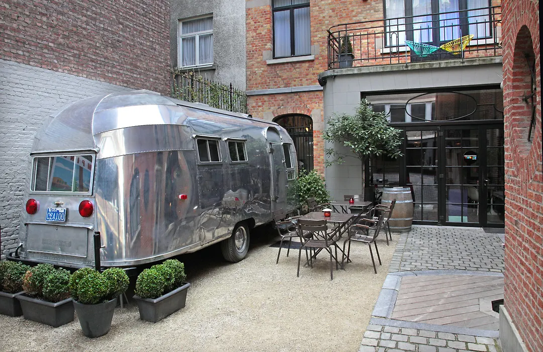 Vintage Hotel Brussels-1