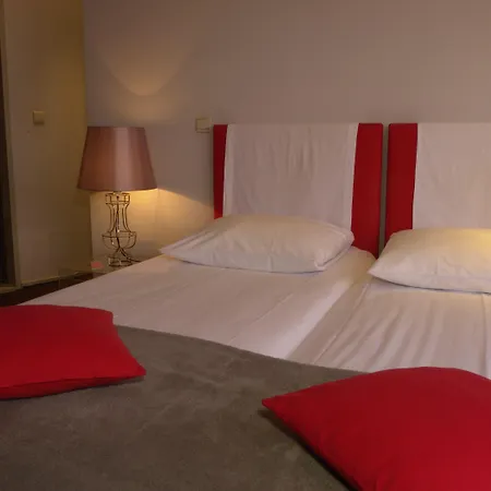 Monty Small Design Hotel-2