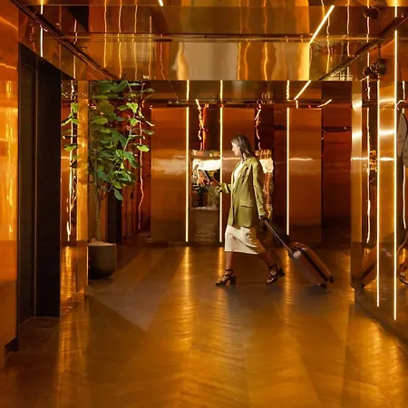 Cardo Brussels, Autograph Collection-3